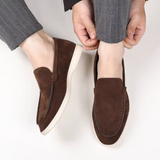 Mocassins clássicos de camurça