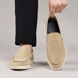 Mocassins clássicos de camurça
