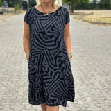 Nelia™| Vestido de verão com gola redonda e linda estampa