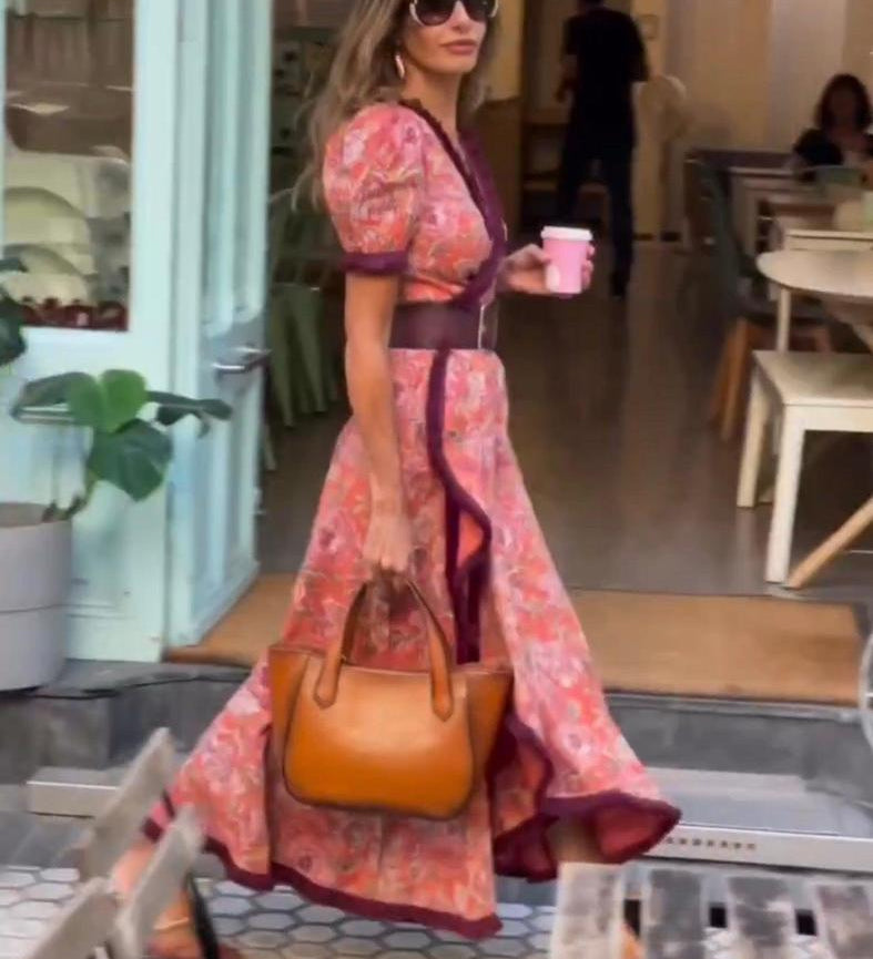 Armen - Vestido longo elegante com mangas curtas bufantes e saia assimétrica