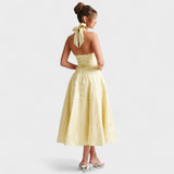 Vestido midi com espartilho
