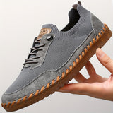 Sapatos de homem elegantes