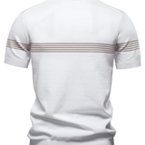 Camisa pólo com riscas