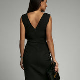 Fresia | Vestido justo com decote em V e fenda