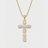 Colar Elegante com Cruz de Zircónias