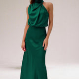 Flavia™ | Vestido Halter de Cetim Glamouroso
