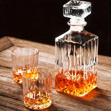 Conjunto dos Garrafa e copos dos Whisky