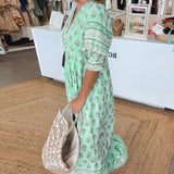 Modena™ - Vestido casual estampado com decote em V e mangas curtas