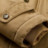 Casaco bomber acolchoado elegante