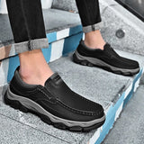Sapatos de couro elegantes