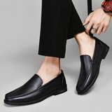 Mocassins elegantes em pele