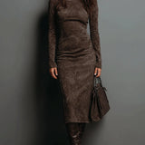 Ilaria - Vestido Midi em Suede com Gola Alta e Mangas Longas