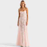Vestido maxi em renda floral