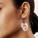 Moda Lusitana - Brinco Espiral Contemporâneo