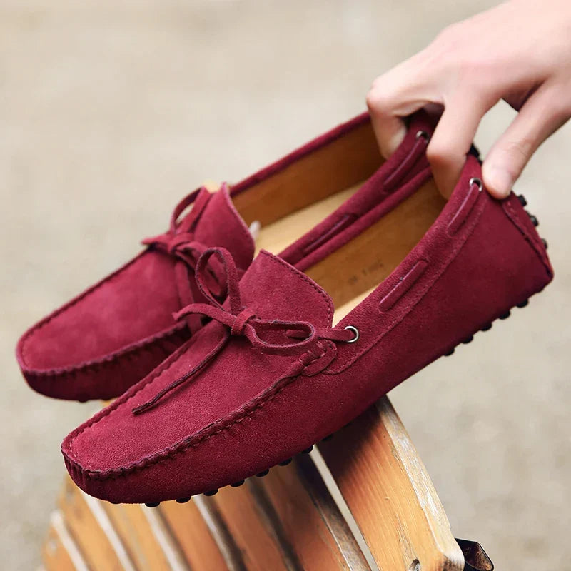 Mocassins casuais de verão em camurça