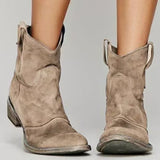 Moda Lusitana - Botas de Camurça Elegantes