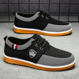 Sapatos de homem elegantes
