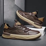 Sapatos de couro de sola alta
