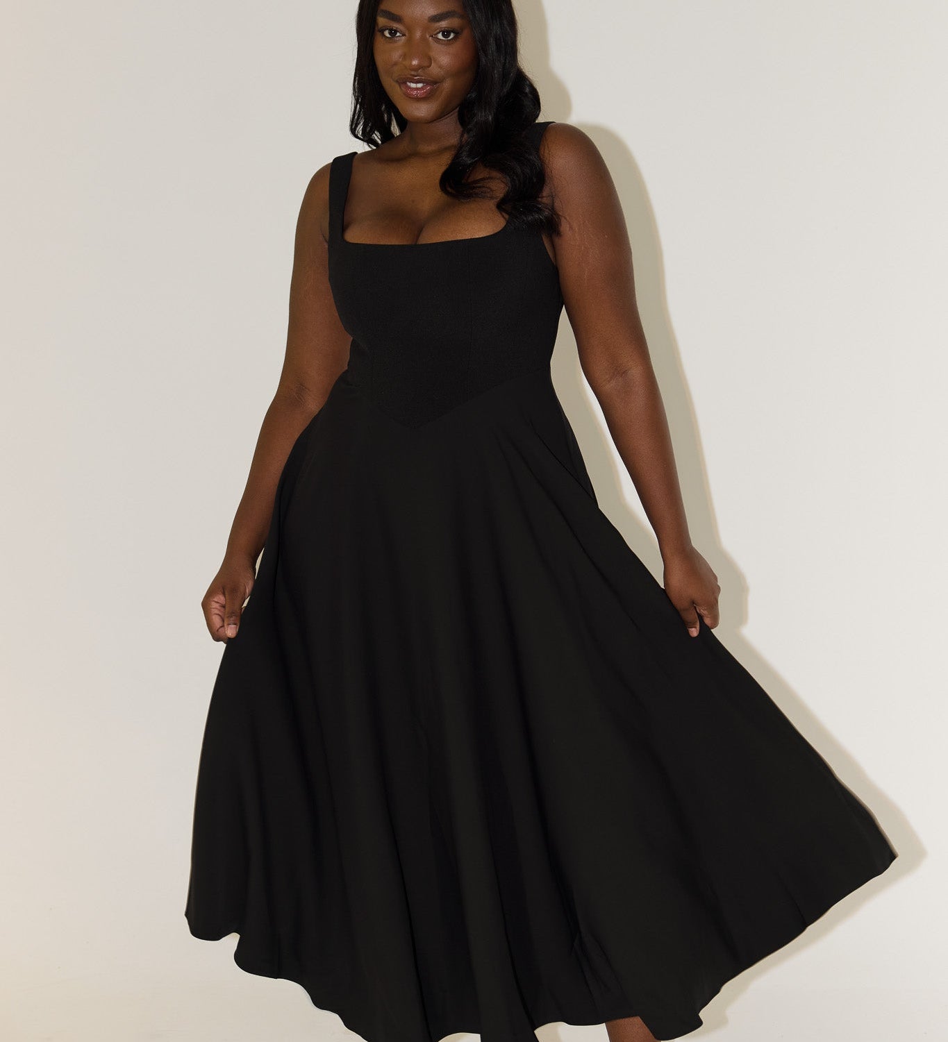 Amelia™ | Vestido midi fluido e atemporal
