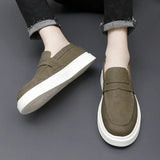 Sapatos de couro chiques