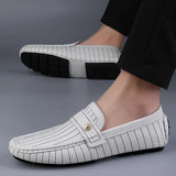 Mocassins de couro chiques