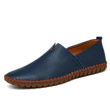 Mocassins elegantes e respiráveis em pele