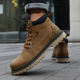 Botas de couro elegantes