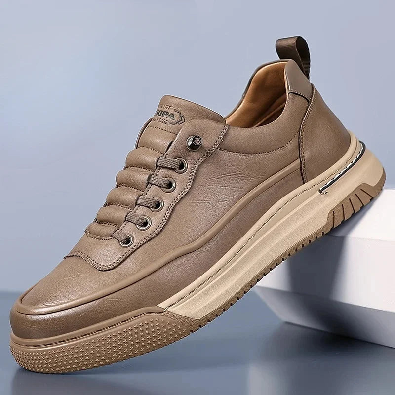 Sapatos de plataforma elegantes