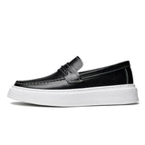 Sapatos de barco em pele
