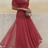 Vestido elegante com decote em V