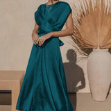 Kyra™ | Vestido de cetim elegante
