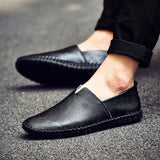 Mocassins elegantes e respiráveis em pele