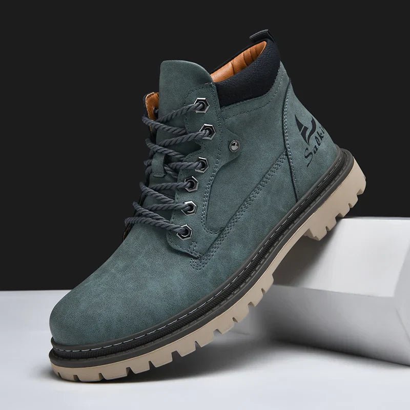 Botas de couro elegantes