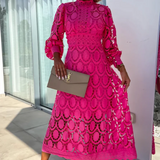 Rori - Vestido Midi Elegante com Detalhes em Renda