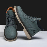 Botas de couro elegantes