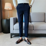 Calças elegantes para homem