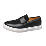 Sapatos de homem elegantes