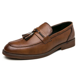 Mocassins com borla em pele