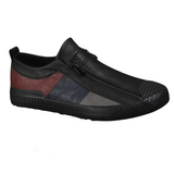 Sapatos de couro com fecho