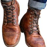 Botas de couro elegantes