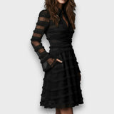 Moda Lusitana - Vestido Preto de Rendas e Transparências
