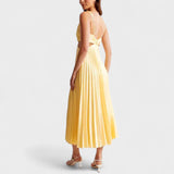 Vestido com Decote