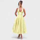 Vestido midi com espartilho