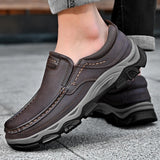 Sapatos de couro elegantes