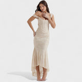 Vestido de silhueta escultural