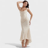 Vestido de silhueta escultural