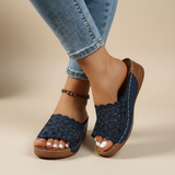Emőke – sandália ergonómica com recorte floral