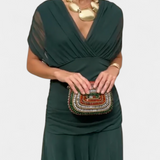 Alondra - Vestido longo Alondra com estampa floral e decote em V