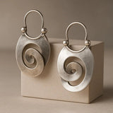 Moda Lusitana - Brinco Espiral Contemporâneo