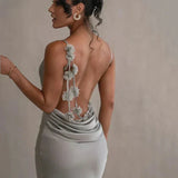 Nina™ | Vestido de festa luxuoso em seda com babados